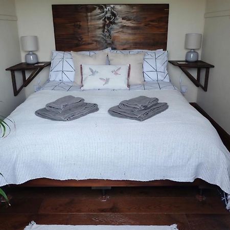 Cozy And Peaceful Cabin 15 Mins From Lyme Regis Villa Брайдпорт Екстериор снимка